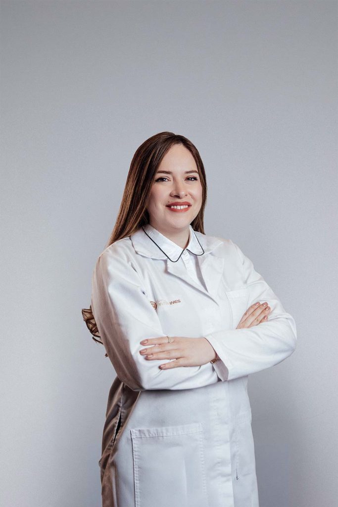 Dra. Andrea Cristina Abad Olmedo