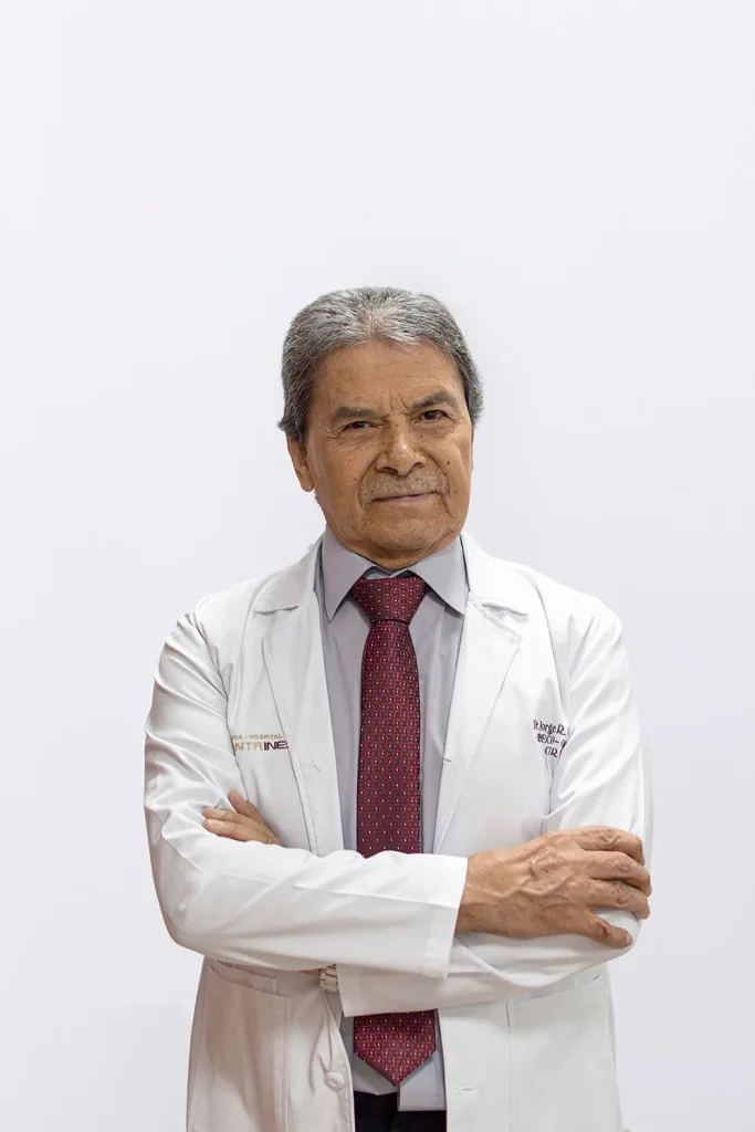 Dr. Jorge Ramiro Vásquez Guaricela