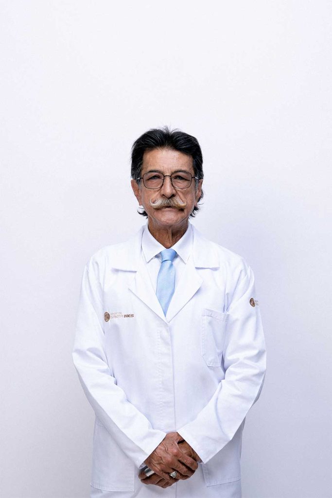 Dr. Iván Marcelo Vicuña Arellano