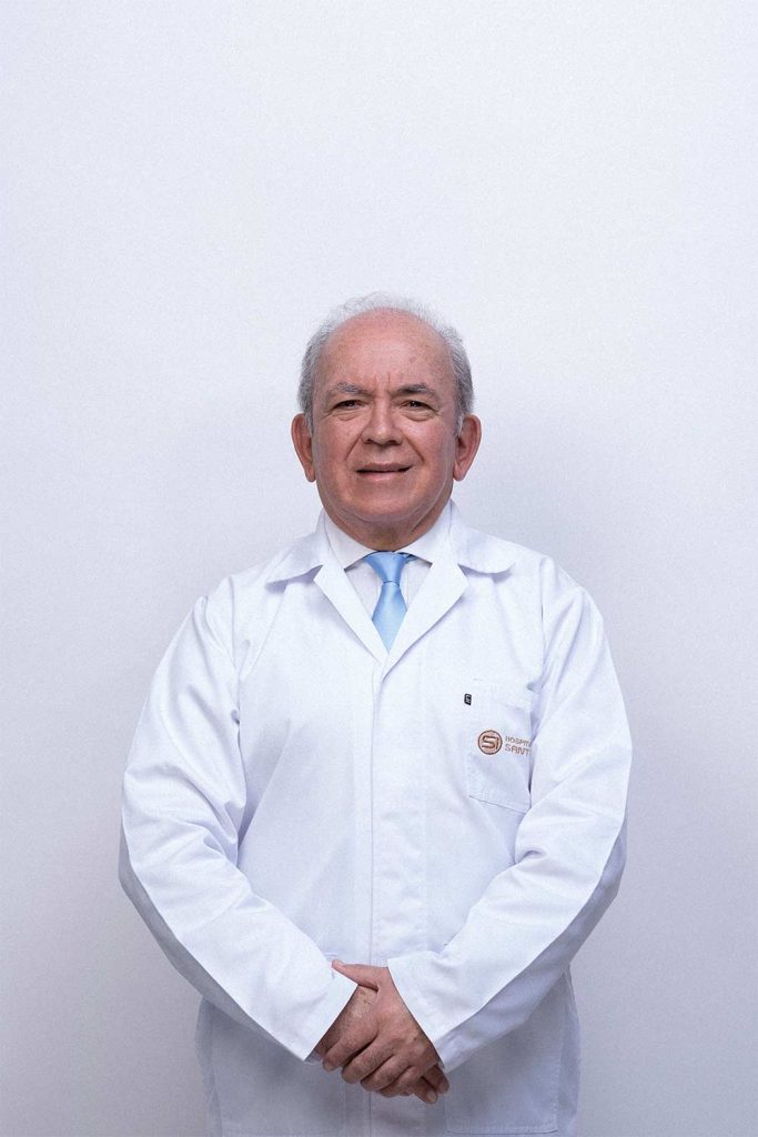 Dr. Enrique Santiago Lituma Cobos