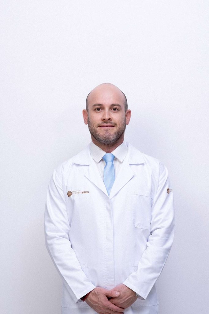 Dr. Carlos Eduardo Encalada García