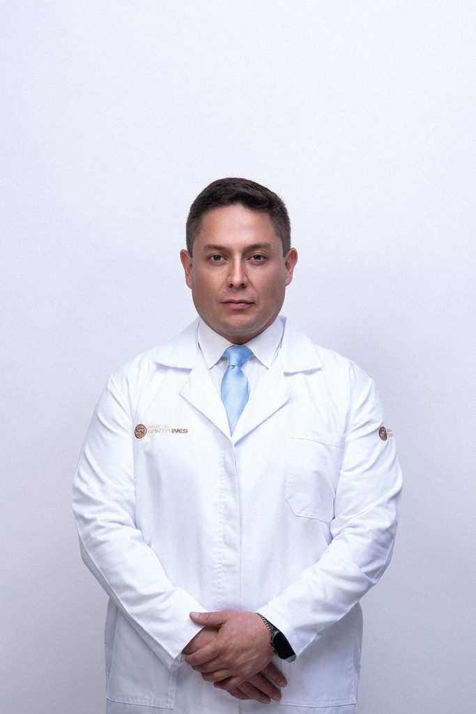 Dr. Cristian Oswaldo Castillo Cabrera