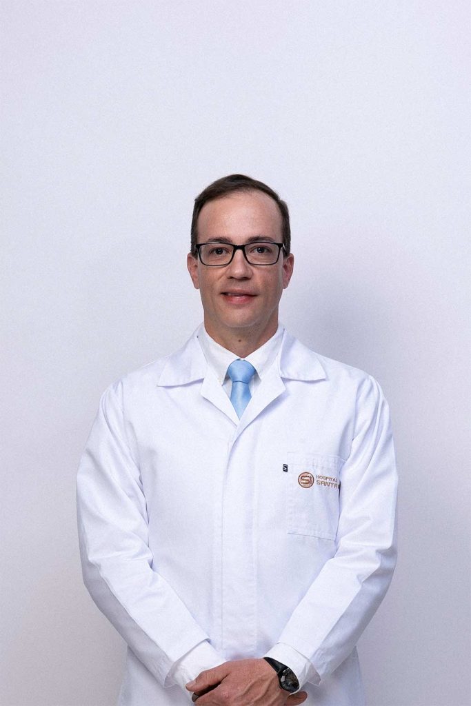 Dr. Héctor René Ávila Loyer