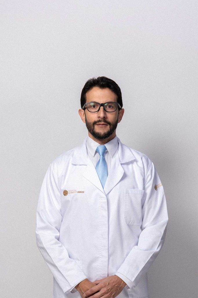 Dr. Hernán Marcelo Aguirre Bermeo