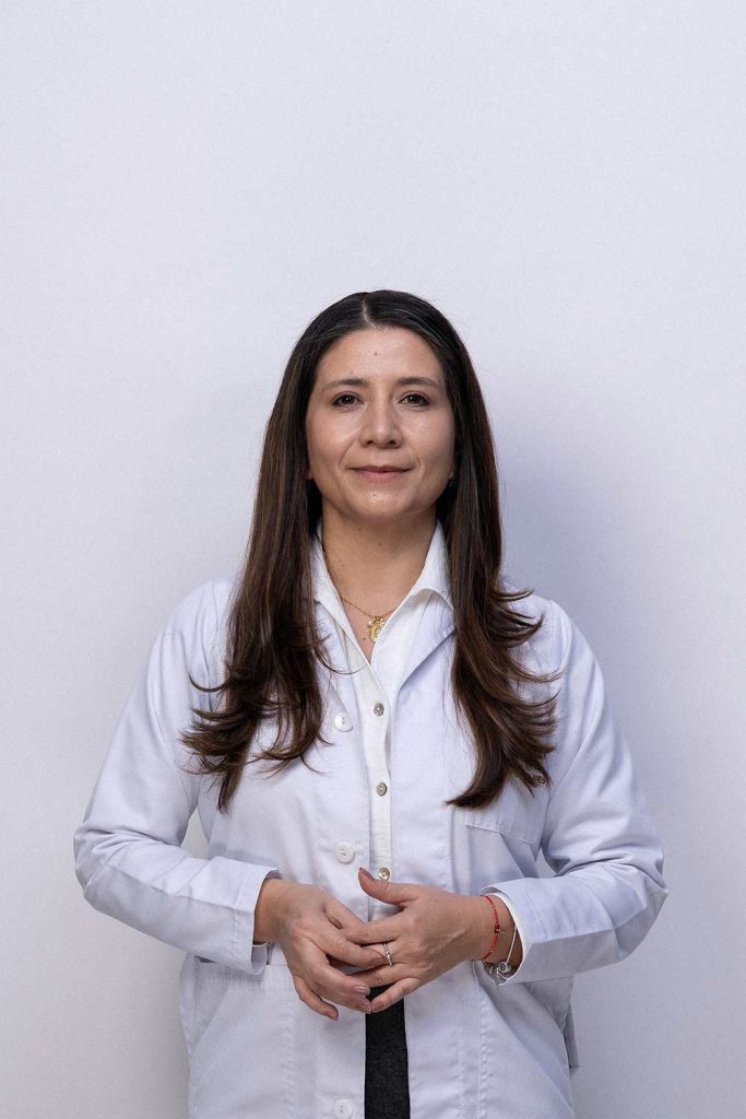 Dra. Paola Daniela Santacruz Pérez