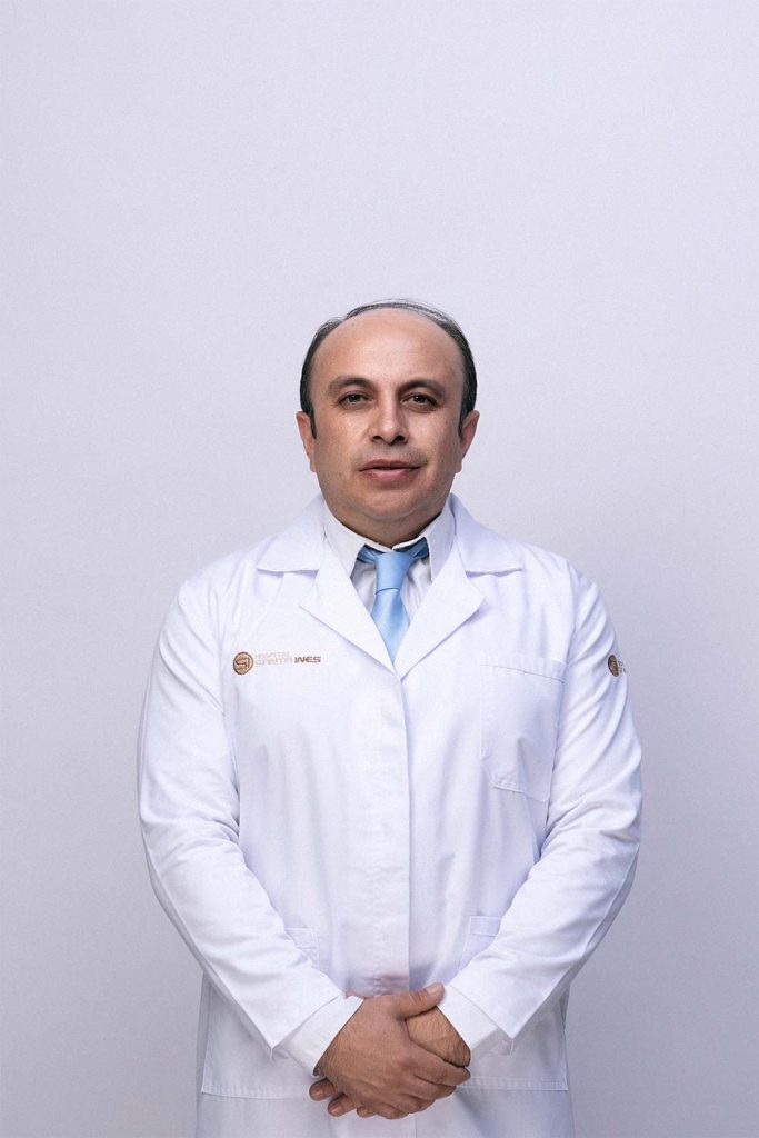 Dr. Carlos Rolando Espinoza Cárdenas