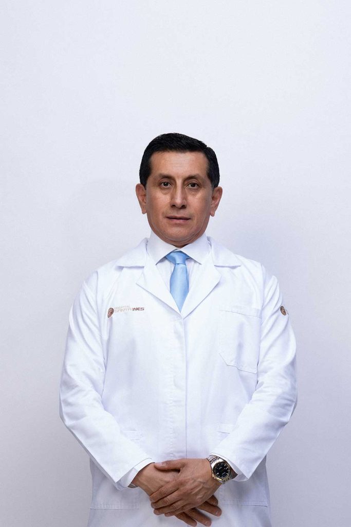 Dr. Ángel Gerardo Loja Llanos